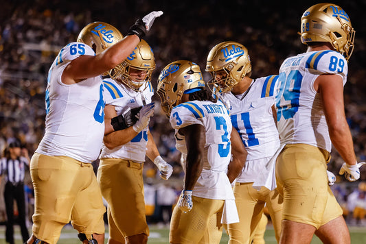 UCLA Runs Away From Cal in Fourth Quarter to Start Chesney Era 1-0