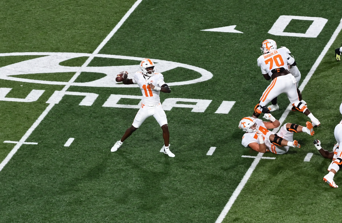 Volunteers Take Control in Second Half, Defeat Georgia Tech 45-24