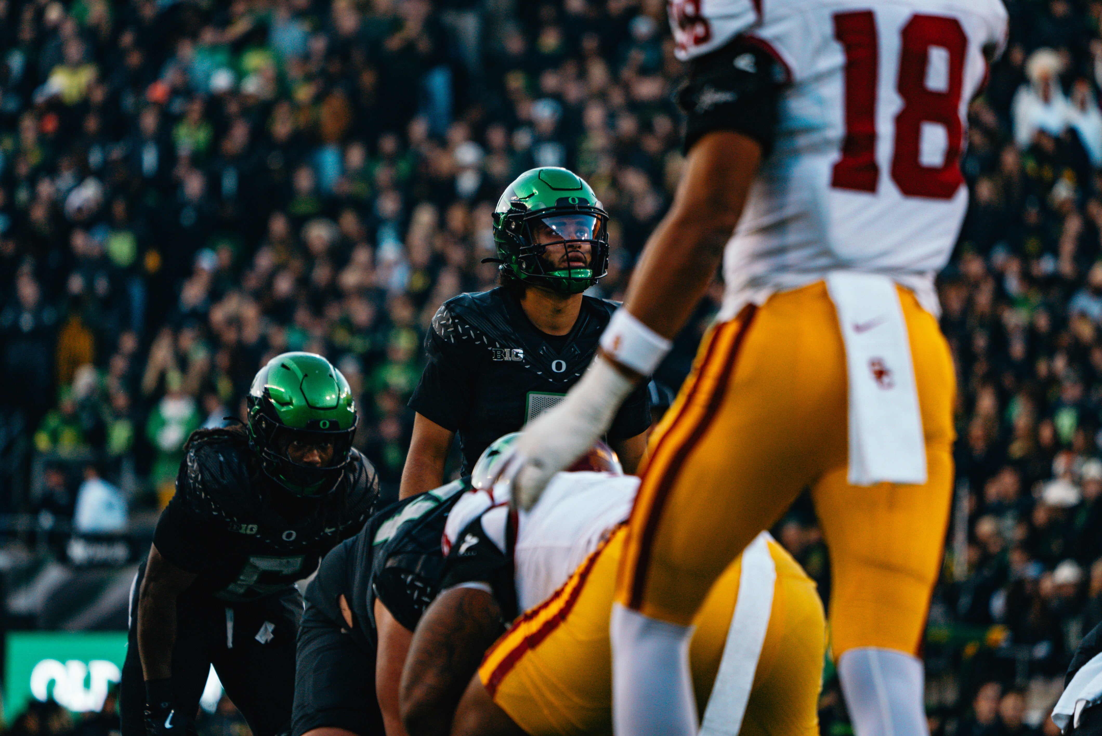 How Oregon’s Win Over USC Reshaped the Playoff and Big Ten Championshi ...