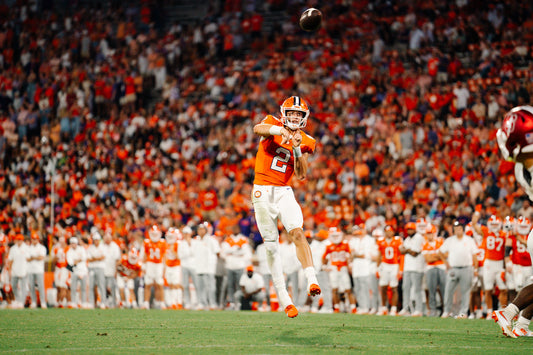 Clemson Dominates Stanford in 40-14 Rout: Tigers Make Statement with Complete Performance