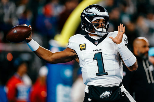 Inside the 2025 NFL Playoff Race: Contenders Emerge as Midseason Approaches